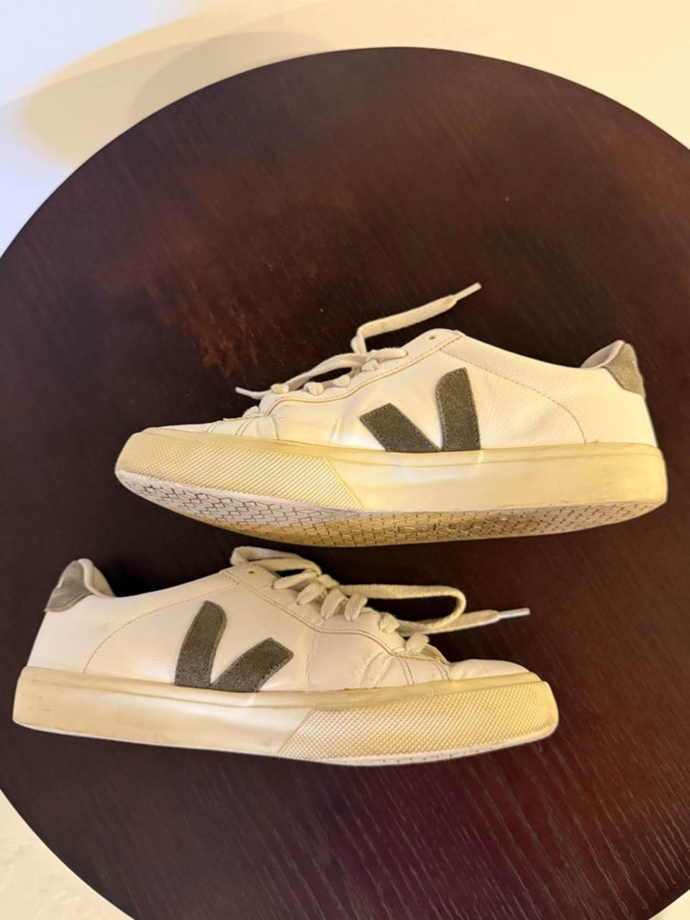 Veja Women’s Campo Chromefree Low-Top Sneaker in white/kaki - Picture 8 of 15